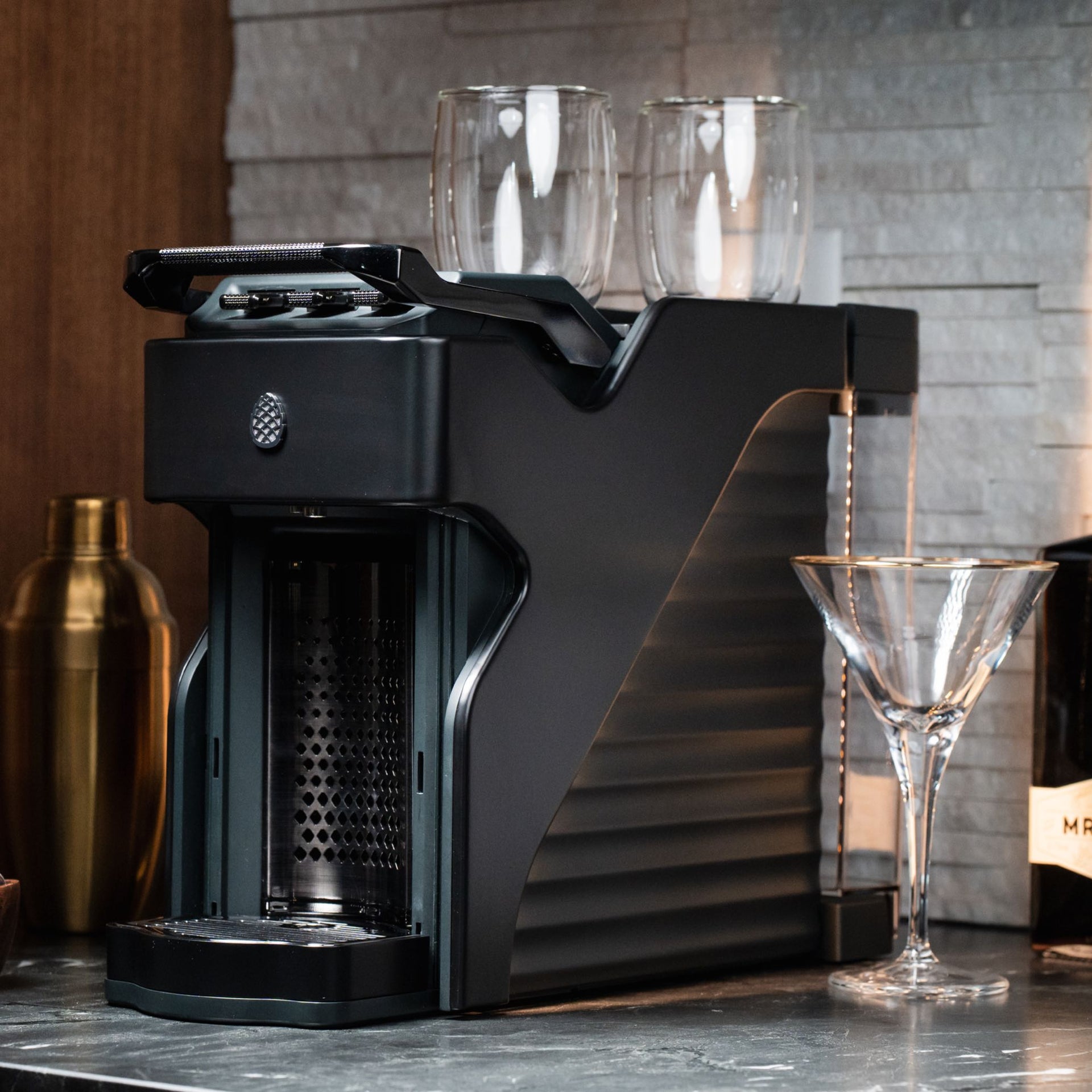 Line1 Espresso and Coffee Machine: Satin Black